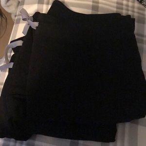 Black figs Kade cargo scrub pants